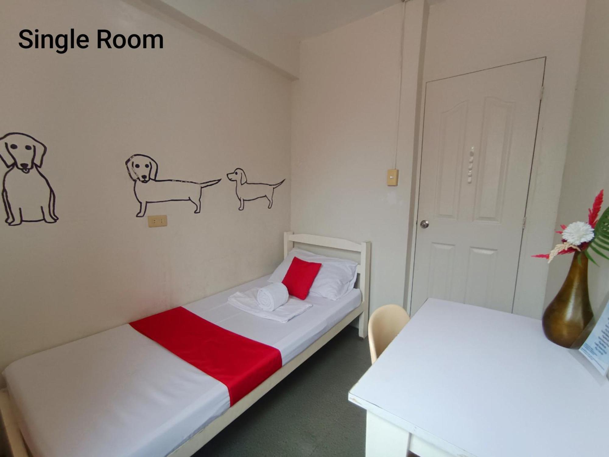 Bed And Brewhouse Sucat Bed & Breakfast Paranaque City ภายนอก รูปภาพ